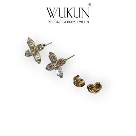 أقراط ذهب عيار 18k بشكل زهرة رباعية بكرستالات لامعة