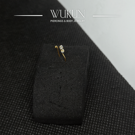 زمام ذهب بدون خرم بفصين بيضاء