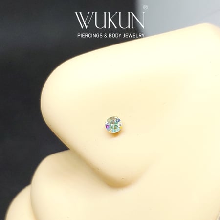 بيرسينج ذهب عيار 18k برغي باك فلات بفص عاكس ألوان وسط