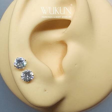 أقراط فضة 925s شكل فص واحد حجم (5) مل