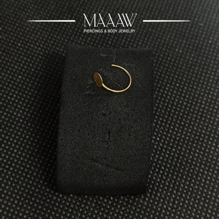 زمام حلقة ذهب عيار 18K بدون خرم للشفايف سادة - دفعة جديدة مُحسنة