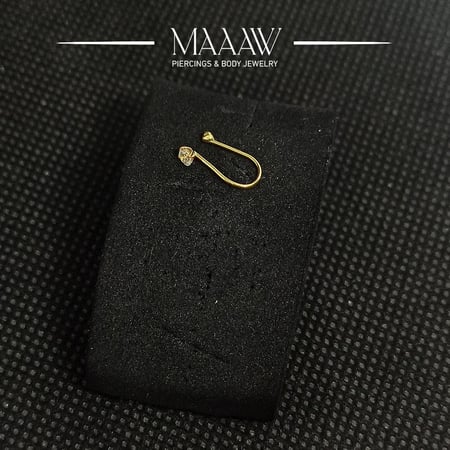 زمام ذهب عيار 18K بدون خرم بفص أبيض