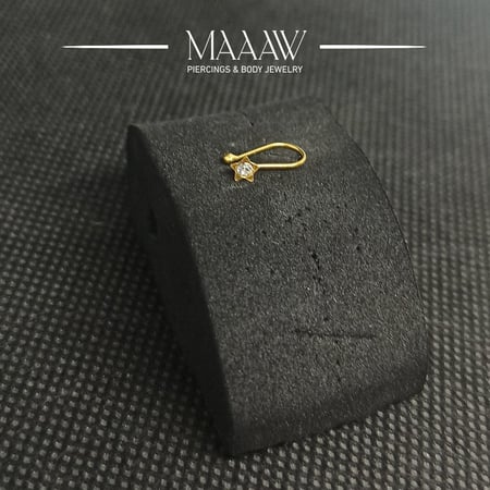 زمام ذهب عيار 18k بدون خرم شكل نجمة بفص أبيض