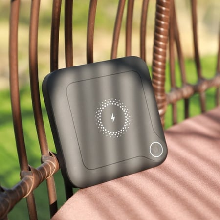 1.دعم أجهزة DC12V 16.5V 20V 24V ؛ كمبيوتر محمول DC ، إخراج من النوع c PD 60W لأجهزة الكمبيوتر المحمولة من النوع c / أجهزة من النوع c. الهاتف المحمول ، الجهاز اللوحي ، الكاميرا ، جهاز نقاط البيع ، جهاز التوجيه wifi إلخ. 2-استخدام خلايا فئة AA ؛ القيام به ف