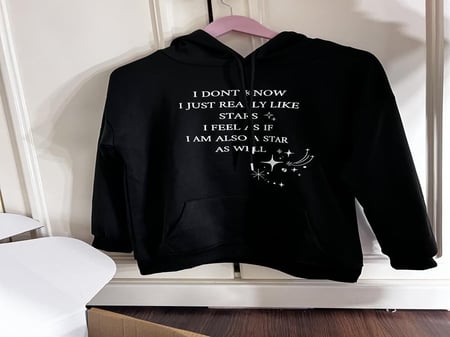 بلوفر النجوم وبوكس النجوم