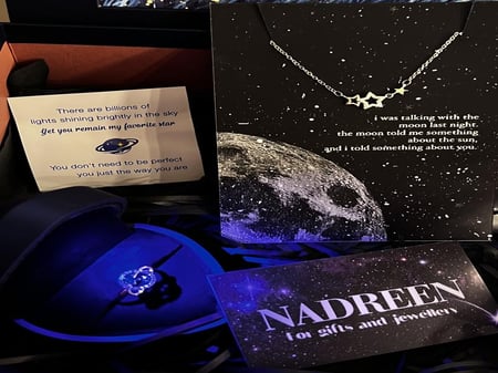 بكج النجوم المضيئة مع بلورة زحل الجديده