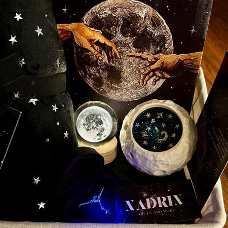 October moon box