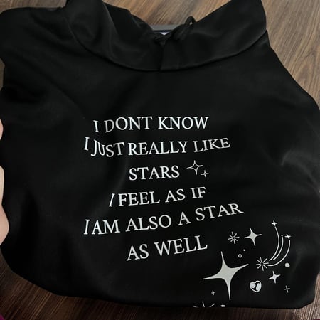 بلوفر النجوم وبوكس النجوم