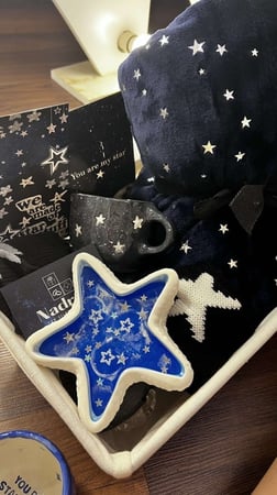 بوكس نجوم السماء وكوب الفخار