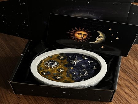 شمعة moon and sun