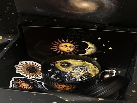 شمعة شمس وقمر صغيره