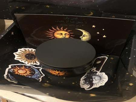 شمعة شمس وقمر صغيره