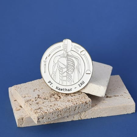 نيم تاج معدني