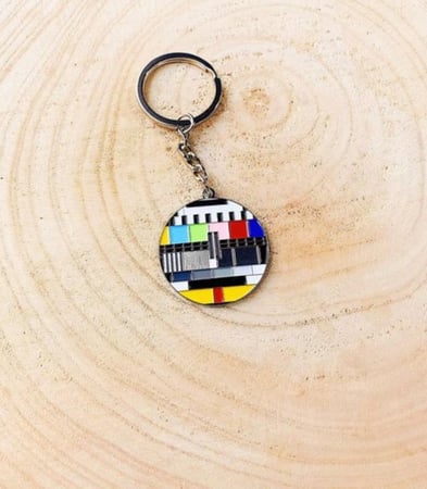 ميدالية تخصص الاعلام - Media keychain