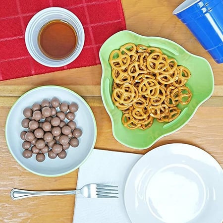 طبق مزودج للمكسرات والسناكس