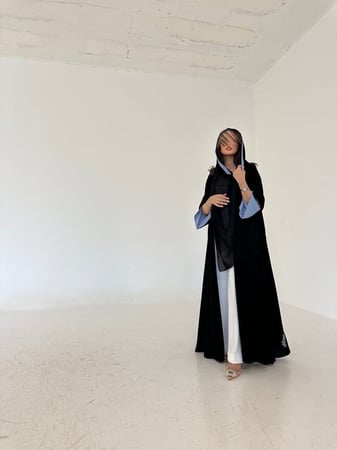 كريب مع تطريز سماوي - فزة