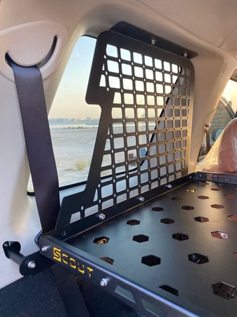 رف الشنطة (طبق) - نيسان فتك (اربع ابواب)