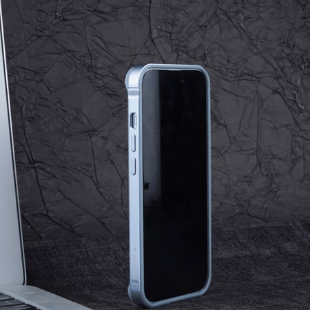 اطار حماية ايفون 15 بلس