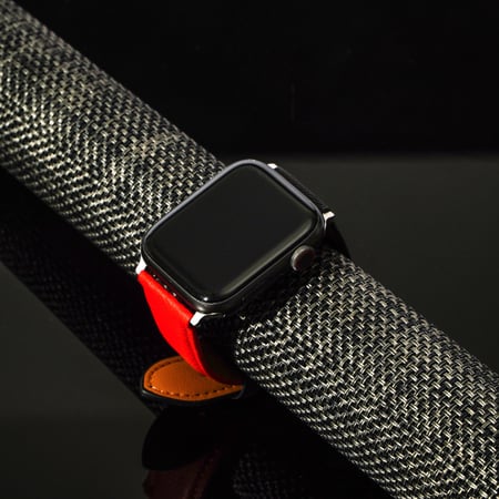 سوار ساعة جلد لومورا WAX231 باللون الاسود والاحمر