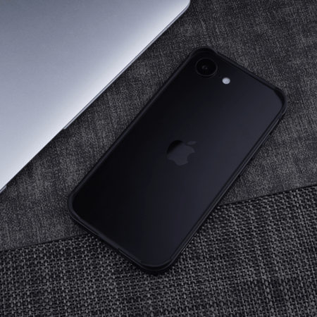 اطار حماية ايفون  16 اي اسود