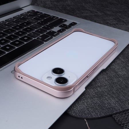 اطار حماية ايفون 15 بلس