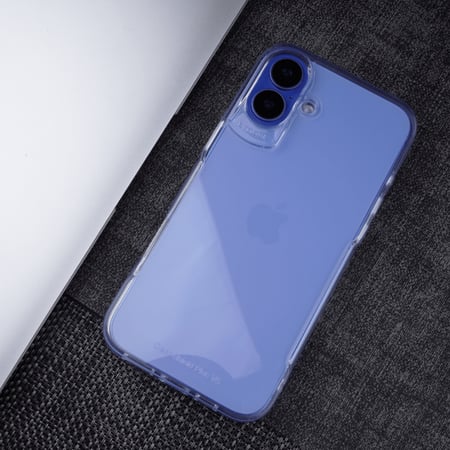 كفر حماية شفاف ايفون 16