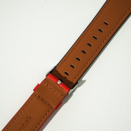 سوار ساعة جلد لومورا WAX231 باللون الاسود والاحمر