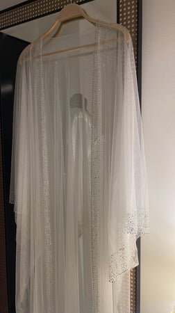 مخور + بشت ابيض رقمه 1