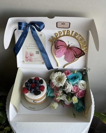 كيكة جاناش مع الورد