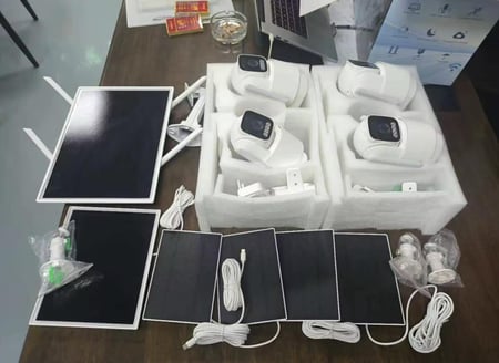 مجموعة 4 كاميرات مراقبة بالطاقة الشمسية متحركة 355 درجة مع مودم شريحة انترنت والتقاط مدى حتى 200 متر