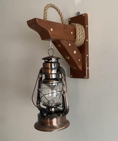 فانوس تراثي كهربائي