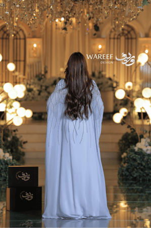 جلابية أنيقة باللون السماوي