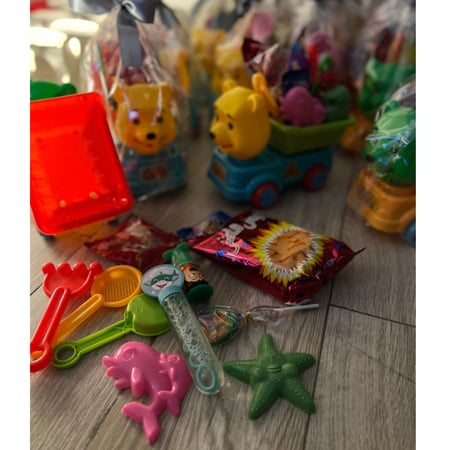 هدايا العيد سيارات (12سياره) بالتعبئه