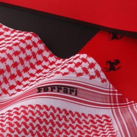 شماغ فيراري أحمر الإيطالي الفاخر
