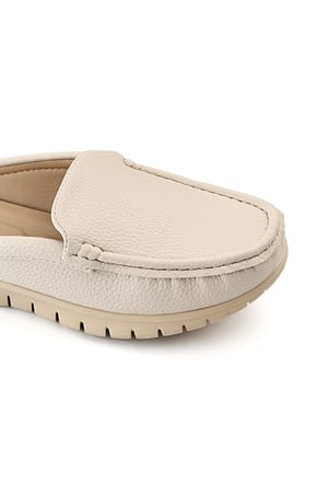 حذاء فلات كاجوال نسائي مفتوح من الخلف سادة