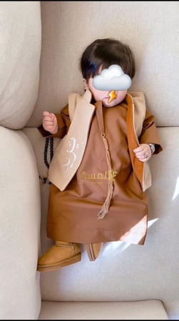 طقم  أماراتي شتوي للمواليد – سديري مع ثوب