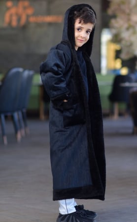 فروه ولادي بالاسم أسود