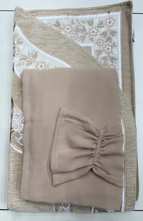 طقم شرشف مرد سي واي مع اللون بيج الطول من الكتف 160 cm. مع سجادة مبطنه اسفنج 1 سم