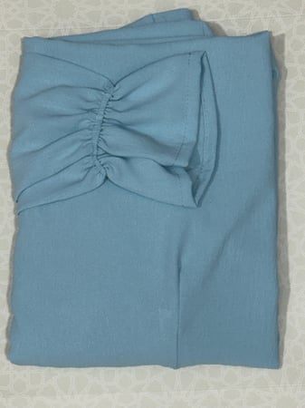 شرشف سي واي سحاب بناتي الطول من الكتف 120cm / العرض 70cm اللون تركواز