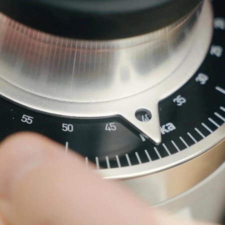 طاحونة فييلاي الكهربائية DF64 , أبيض (الأصدار الجديد) | Feilai DF64 Gen 2 Red Titanium Burrs Grinder