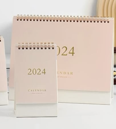 تقويم 2024 مكتبي ميني