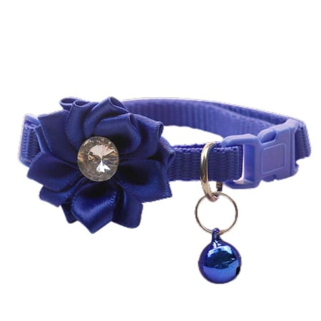 طوق للقطط مع وردة و جرس ألوان متعددة