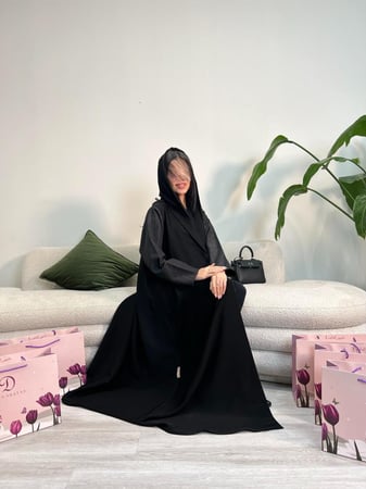 عباية أثير
