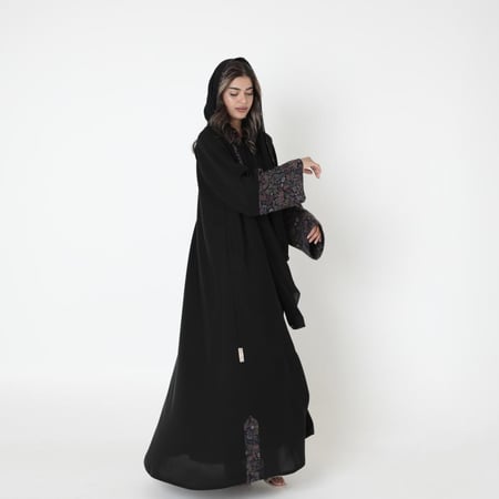 عباية لولوة