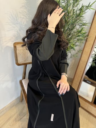 ليـان عنابي