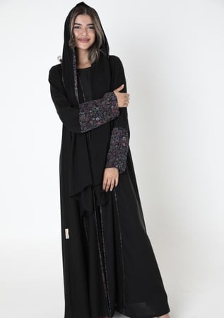 عباية الهنوف