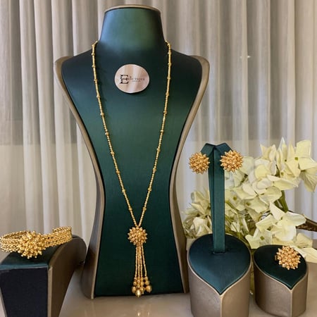 طقم ذهبي  فاخر