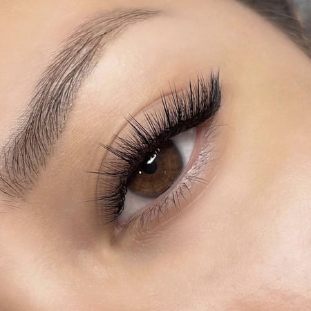 رموش المنك الطبيعي