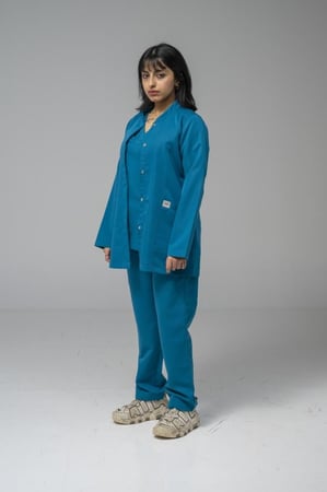 جكت طبي لون تركوازي غامق