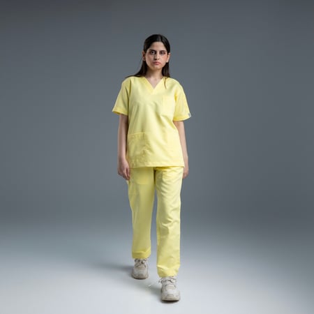 سكراب طبي اصفر-ألوان النسيج للزى الطبي